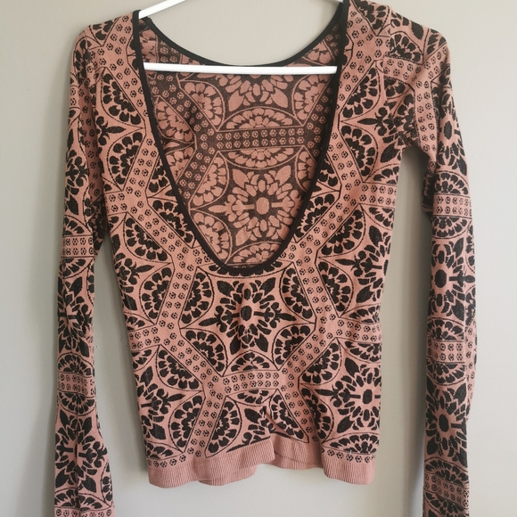 Vintage Free People low open back top - Picture 2 of 3